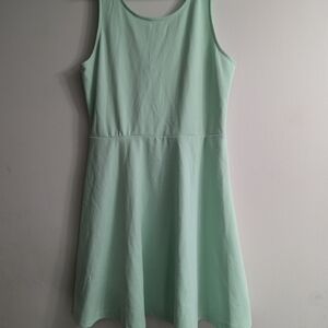 H&M Plus Size Light Green Textured Mini Dress